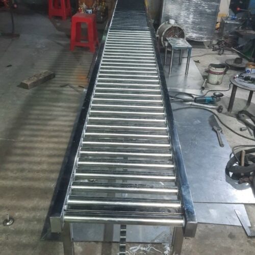 gia công băng tải inox 304