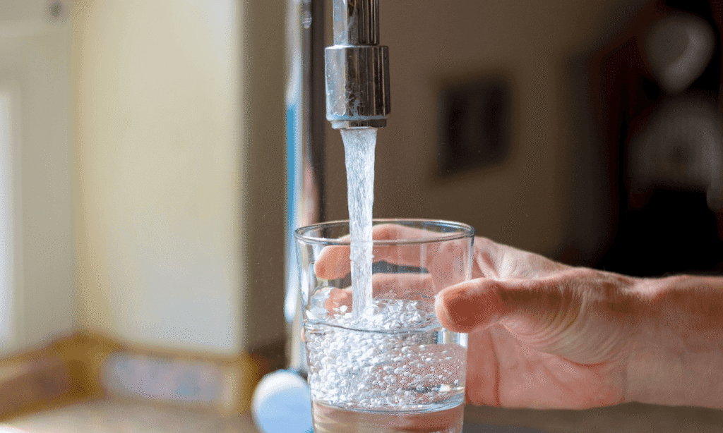 Nước Có Lợi Gì Cho Sức Khỏe? 11 nuoc